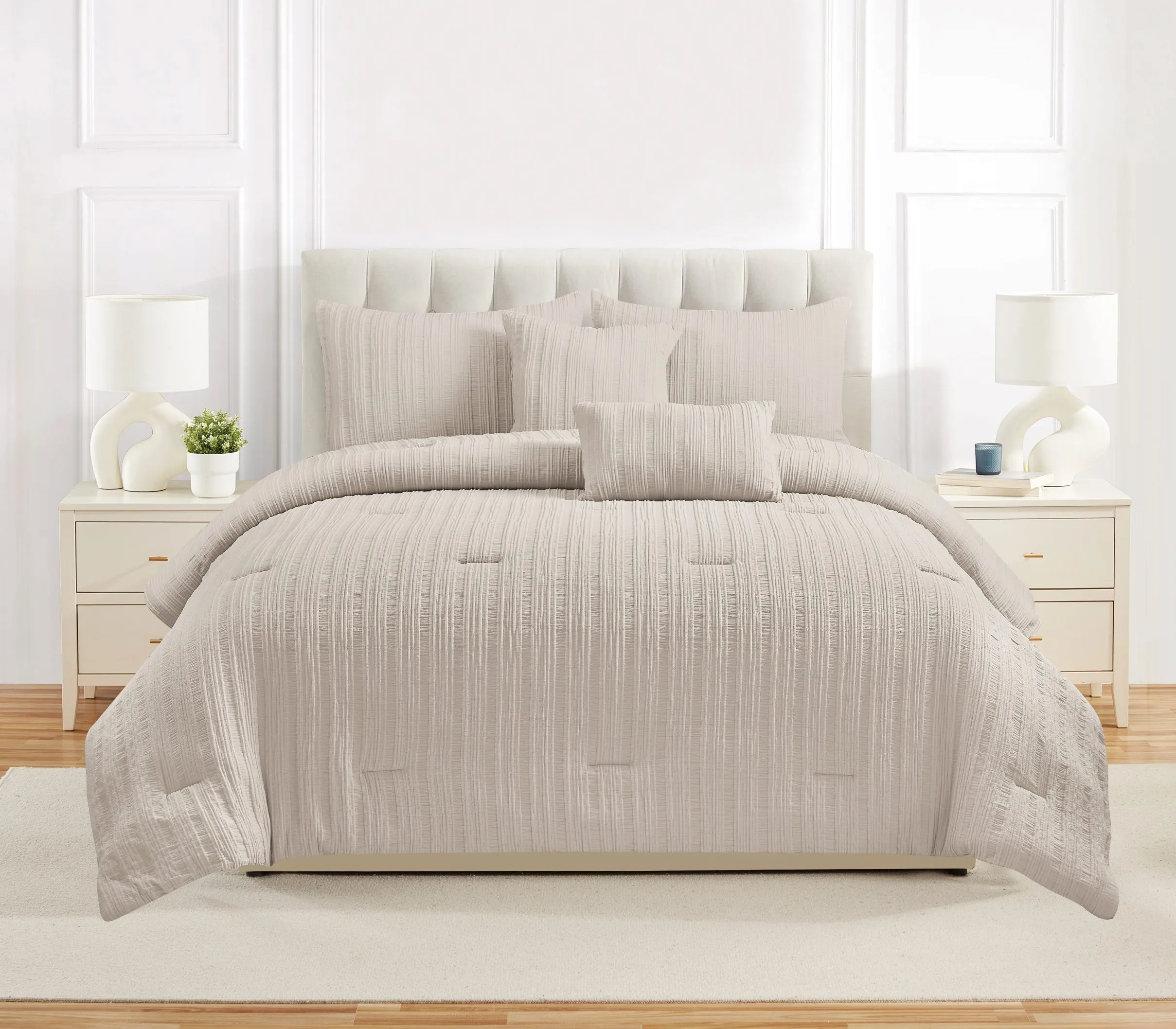 Clip Jacquard Comforter Set